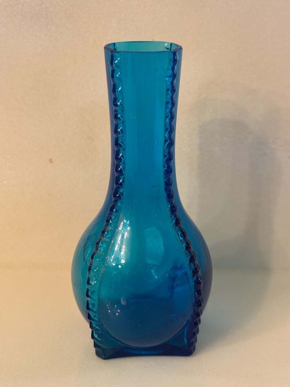 Vintage Indiana Glass Company Blue Glass mini Bud Vase with Beaded Edge